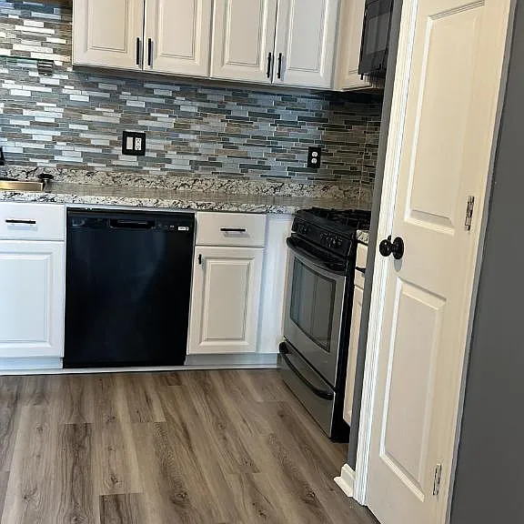 133 Royalty Cir #1 — Photo 4