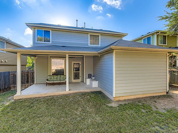 4th image of 8303 Empress Blvd