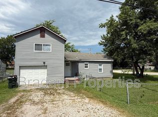 402 S Cedar St, Owasso, OK 74055