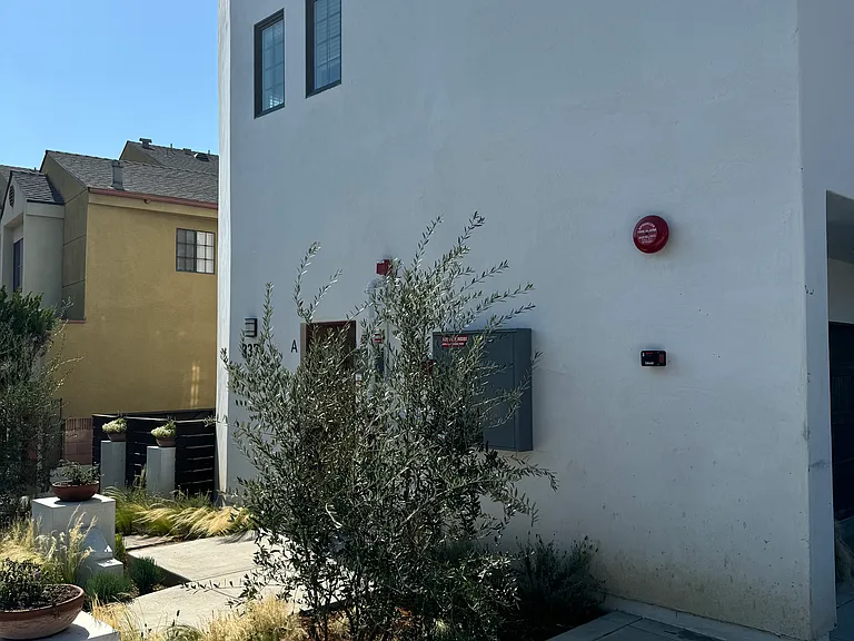 837 Padilla St — Photo 2
