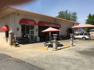 1281 S Elm St, Commerce, GA 30529