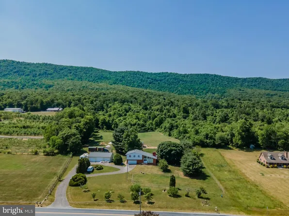1007 Apple Way Rd, Saint Thomas, PA 17252