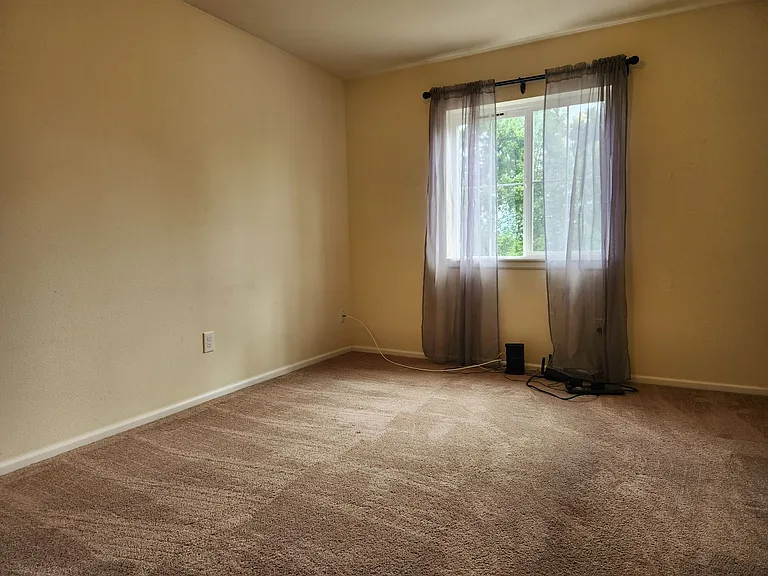 7664 Kildare Loop NW — Photo 10