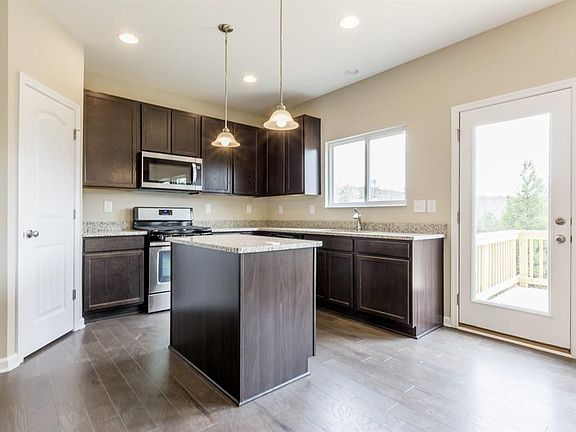 httpphotos.listhub.net FMLSGA 5914638 2 lm 20180417T201540