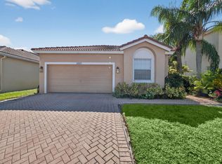 10871 Oak Bend Way, Wellington, FL 33414