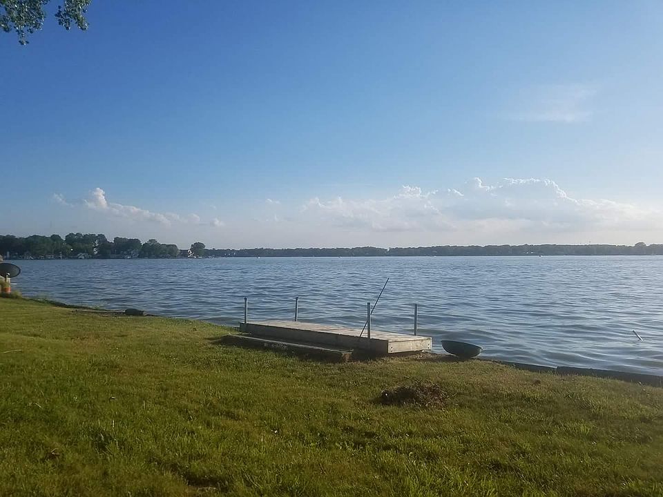 1st image of 13126 Lake Shore Dr