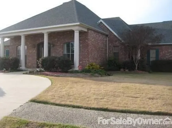 219 Spyglass Ln, Broussard, LA 70518