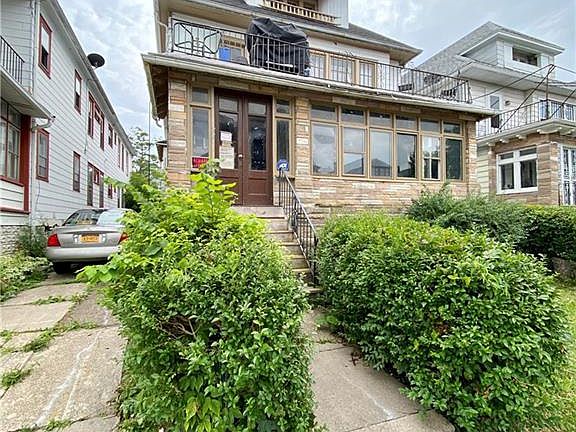 2nd image of 223 Brunswick Blvd