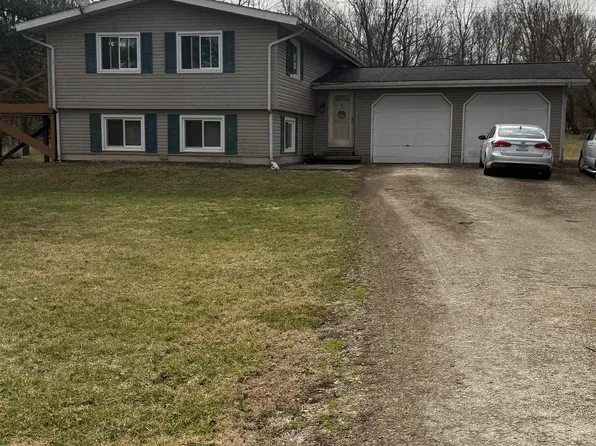 2175 E 400th Rd N, Huntington, IN 46750