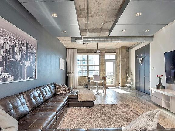 4th image of 411 NW 1st Avenue #503