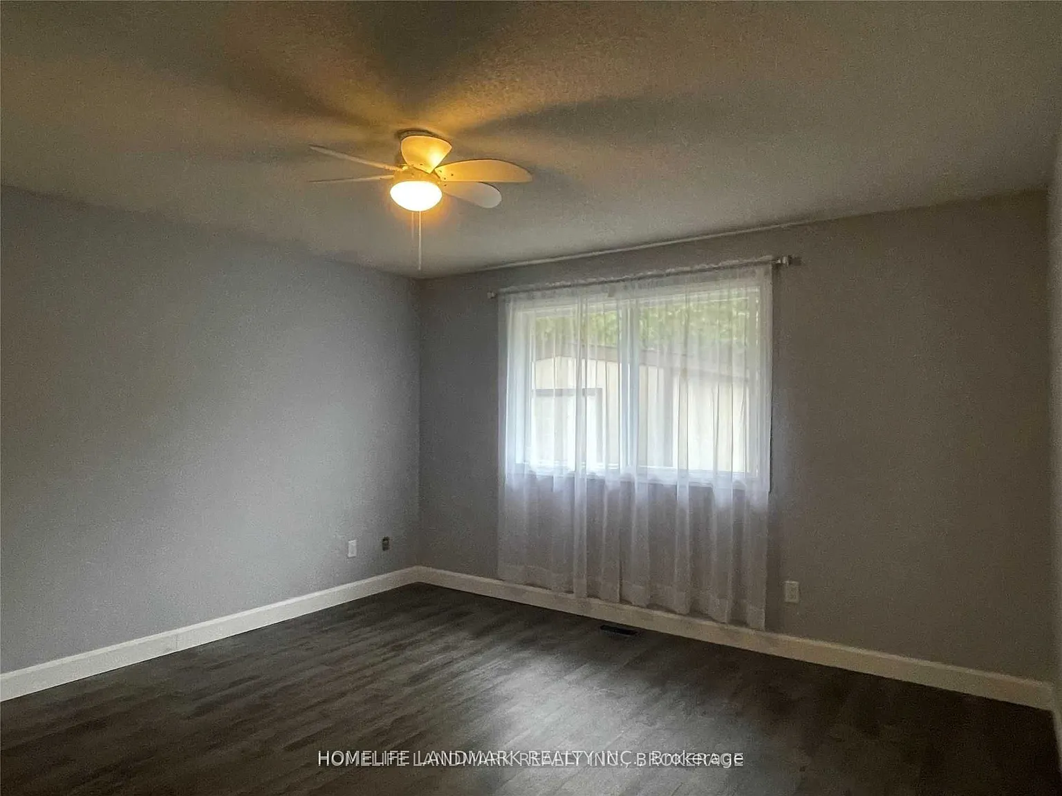 3 bed, $2,400 — Photo 3