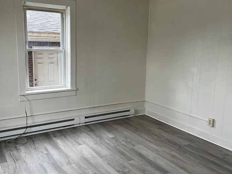 567 S 1st Ave #4 — Photo 6