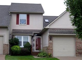 41671 Juniper Cir #1, Novi, MI 48377