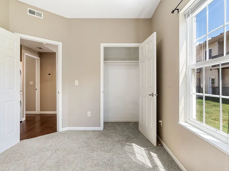 Stonegate Village Apartments — Photo 14