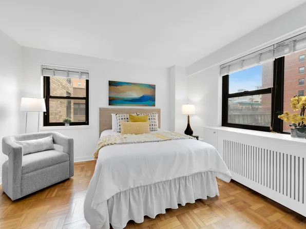305 East 72nd Street 6IS image 3 of 5