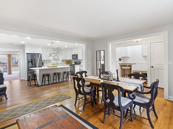 4th image of 256 Old Forge Rd