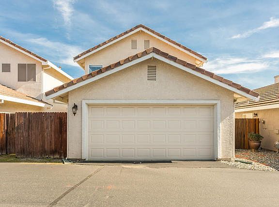 5th image of 3127 Poseidon Ln