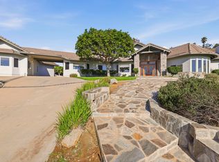 6802 Pakama Ln, Vista, CA 92084