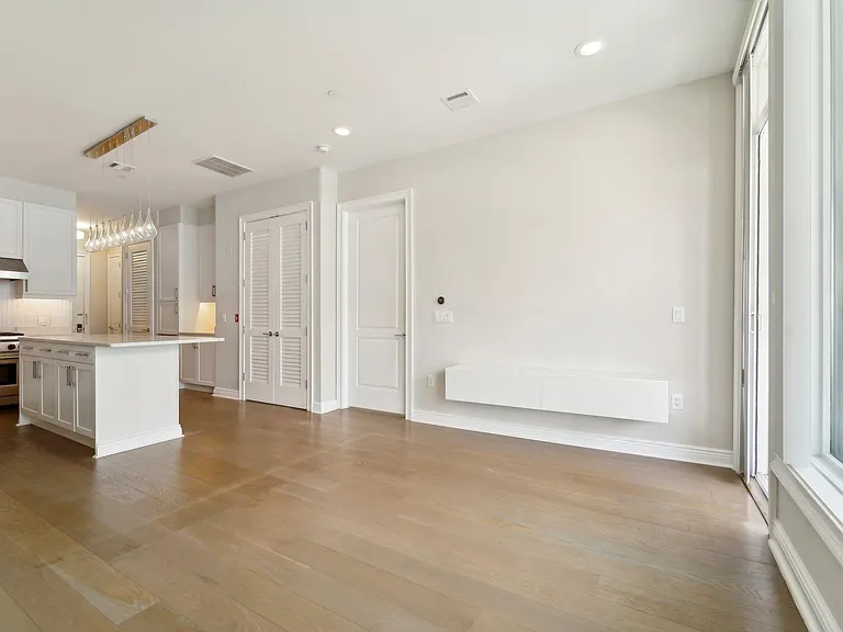 3 Somerset Ln #505 — Photo 4