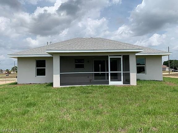 4th image of 1326 NE 34th St