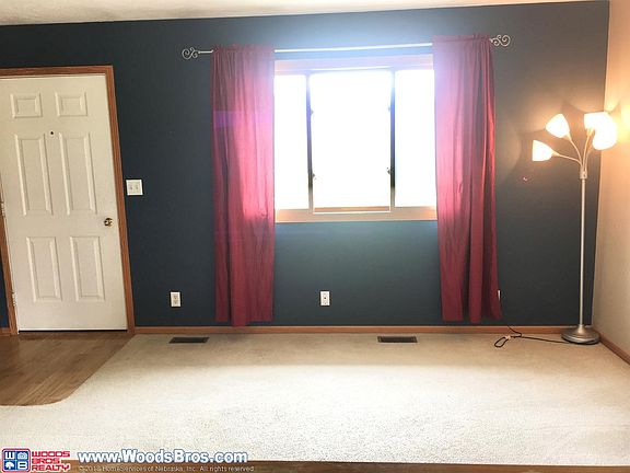 4th image of 2861 NW 55th St