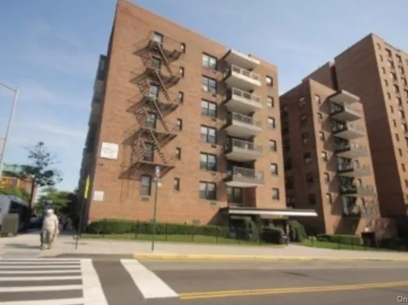 13870 Elder Avenue 7th floor, Flushing, NY 11355