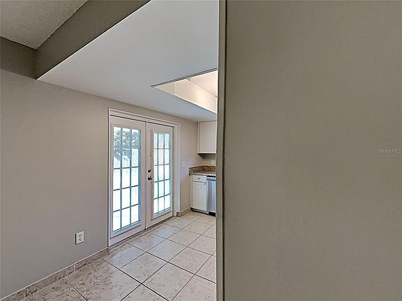 4th image of 11532 Benbow Ct