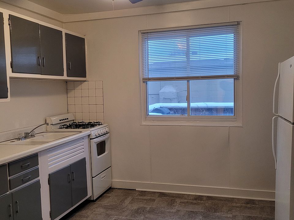 2nd image of 129 S 9th St #8