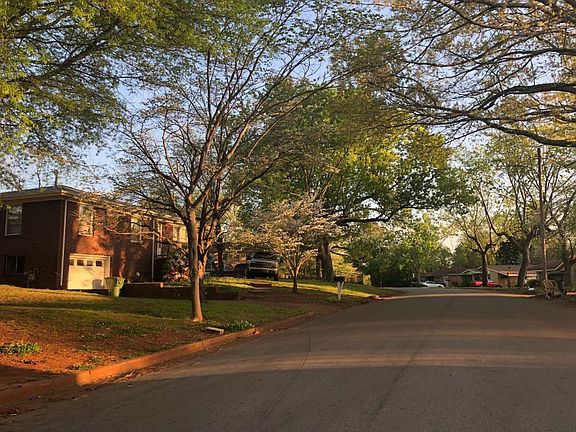 5th image of 3213 Bayless Dr SW