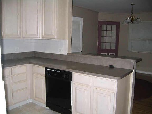 3rd image of 5616 N Haverford Ave
