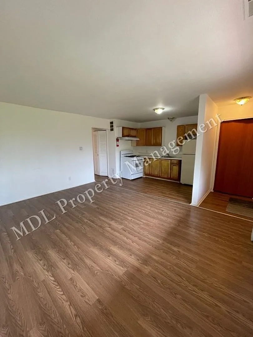 Building Photo - 2809 S Jefferson*