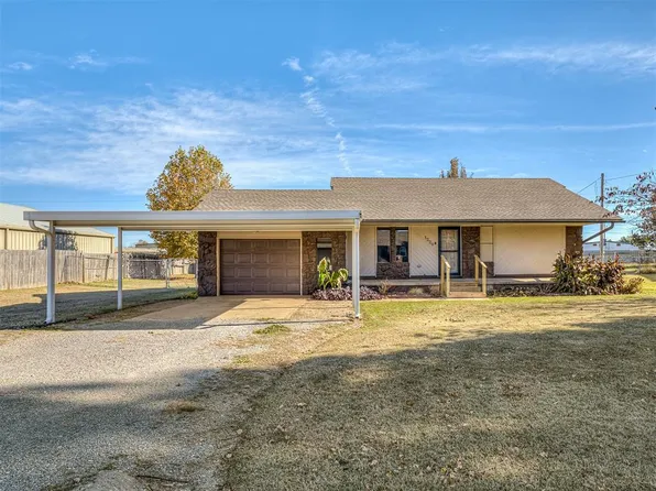 1220 N Carr Dr, Newcastle, OK 73065