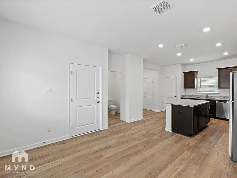 10853 Quinn Ct — Photo 7