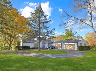 23400 W Cattail Ln, Barrington, IL