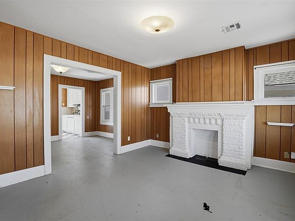 4th image of 1804 NW 29th St