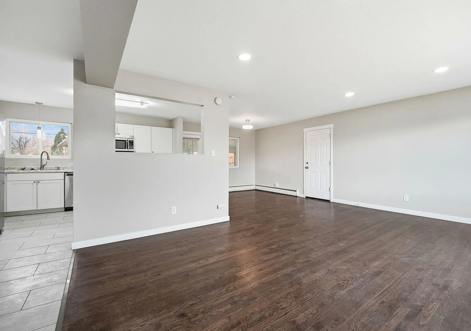 Updated 4BR Home with 2-Car Garage in Stratmoor — Photo 3