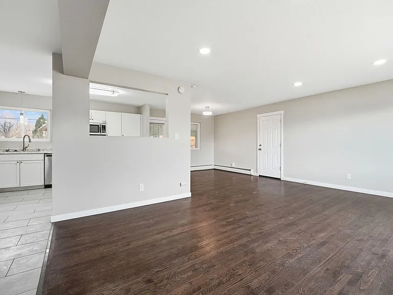 54 Minden Cir — Photo 3