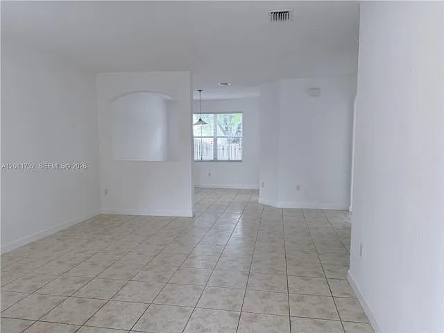 8720 NW 111th Ct — Photo 12