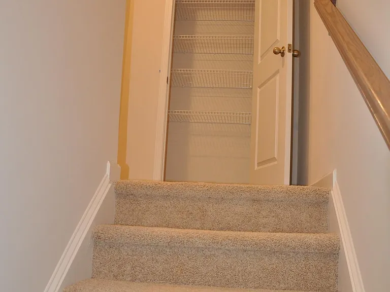 311 David Hill Dr #17 — Photo 16