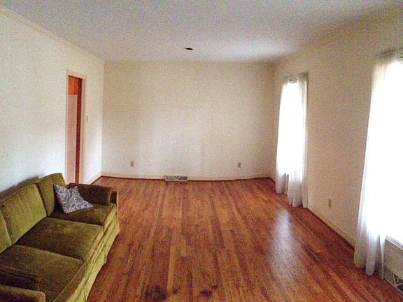4th image of 107 Crestmont Dr