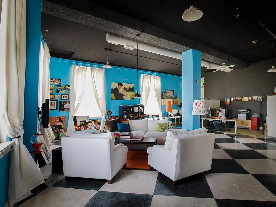 18 N Belmont Ave #200
