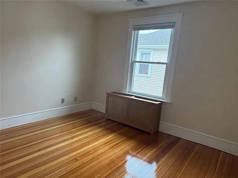 15 Freeborn St #2 — Photo 20