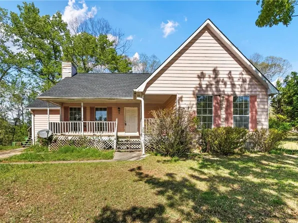121 Mixon St, Griffin, GA 30224