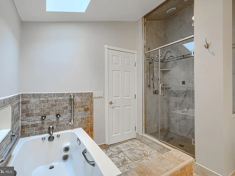 2101 Tufton Ave — Photo 41
