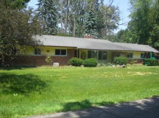 32667 Haverford Rd, Franklin, MI