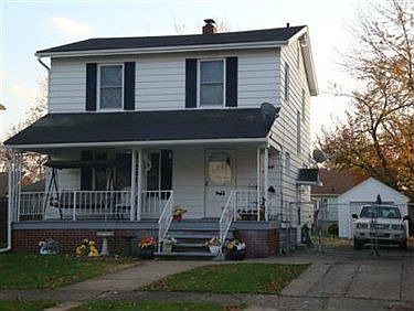 1st image of 1768 E 33rd St