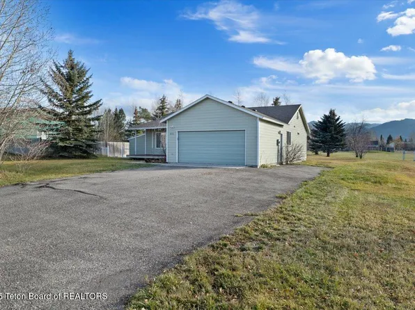 1215 Eagle Ridge Rd, Victor, ID 83455