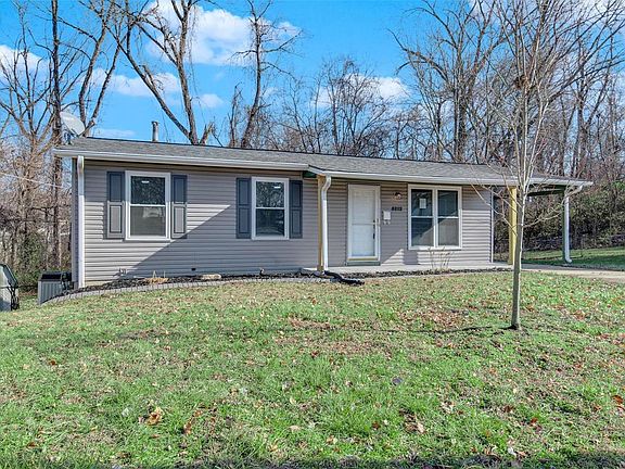 3rd image of 5212 Auriesville Ln