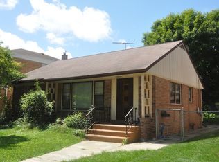 7832 Kedvale Ave, Skokie, IL 60076