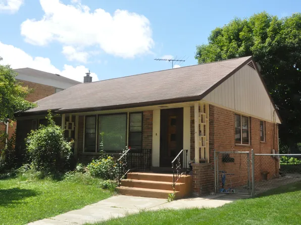 7832 Kedvale Ave, Skokie, IL 60076